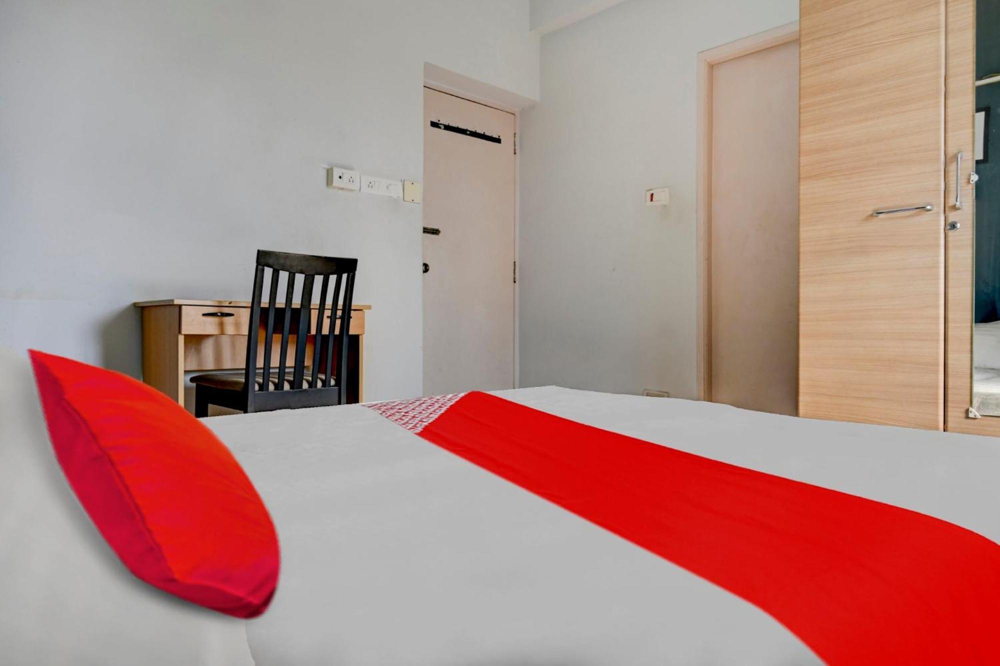 Live As Chn727 Hotel Gūduvāncheri Kültér fotó