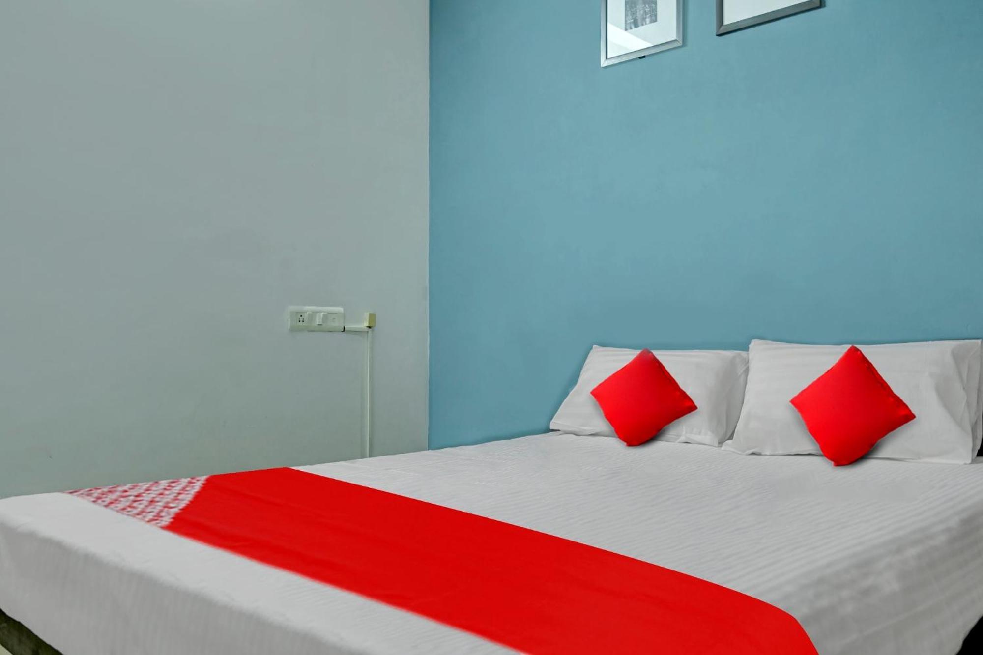 Live As Chn727 Hotel Gūduvāncheri Kültér fotó